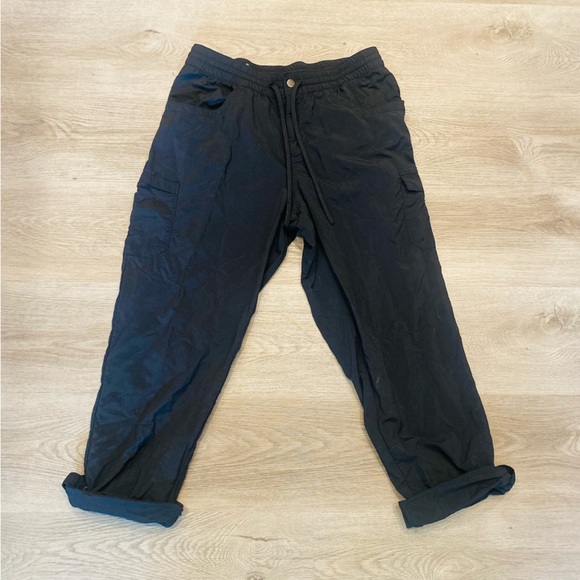 Columbia Pants - Columbia Lightweight Black Outdoor Capri Pants Women’s Medium